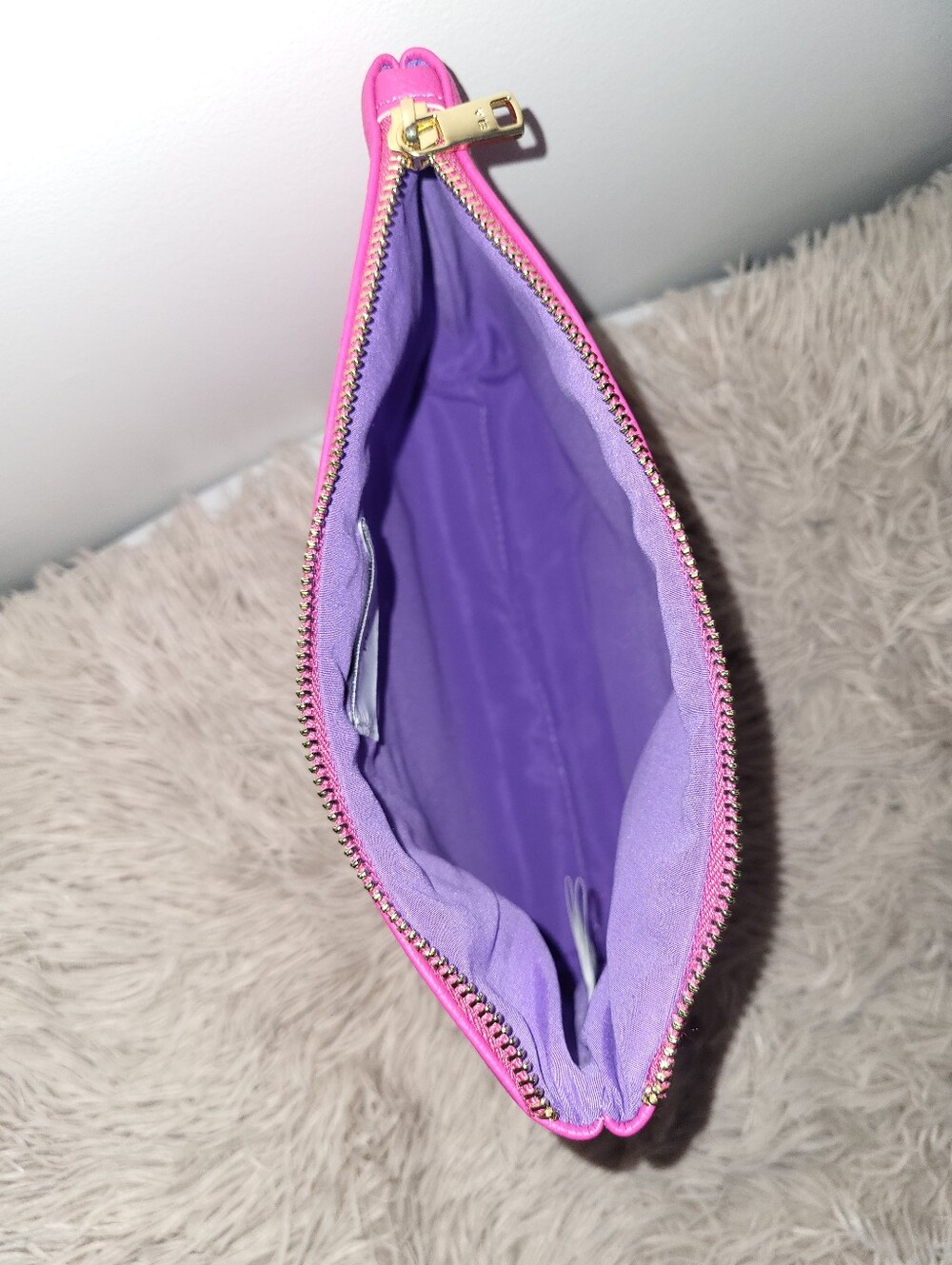 ela Editor Star Pouch In Pink - Picture 4 of 11
